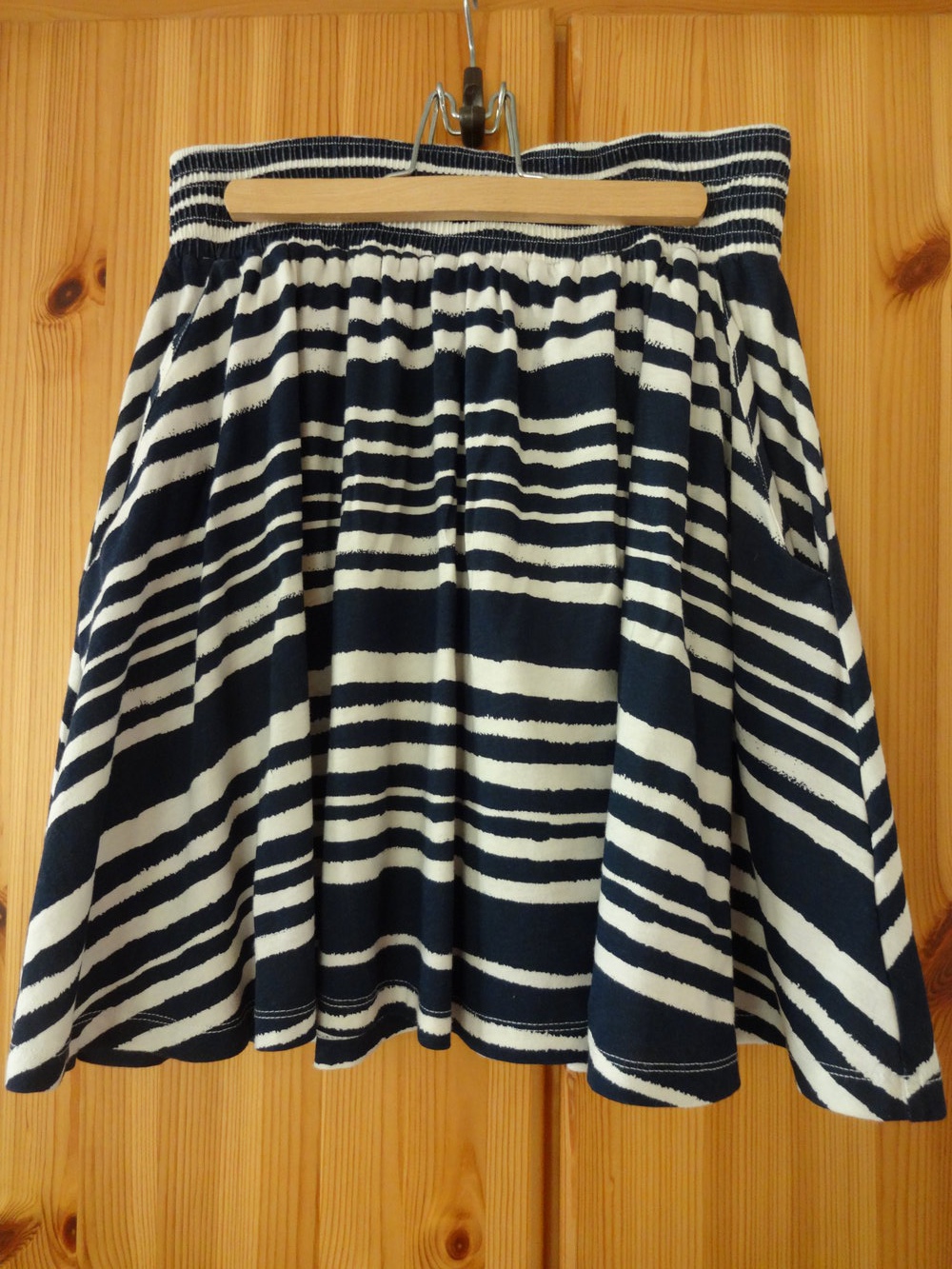 Gestreifter Sommerrock von H&M