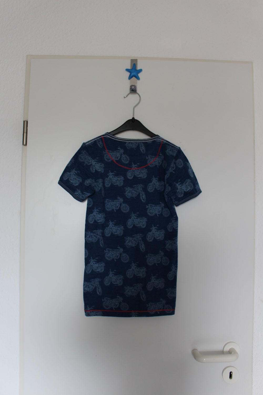 270. T-Shirt von Claesen's, Gr. 140-146, blau