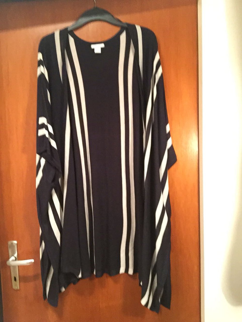 Feinstrickjacke NEU