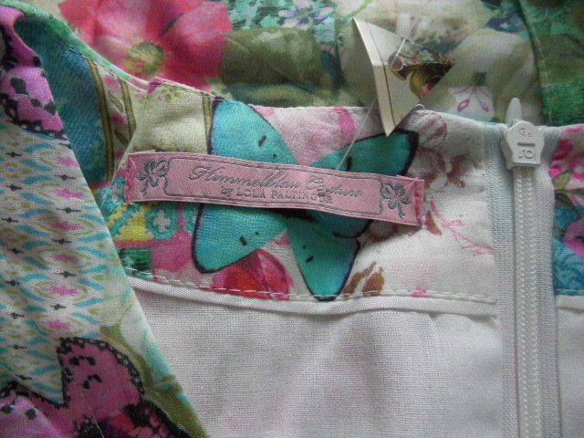 Lola Paltinger , Himmelblau, zuckersüßes Couture Kleid mit zauberhaften Prints, Gr. 36, Neu mit Etikett, Baumwolle, Kurzarm, Patchwork 