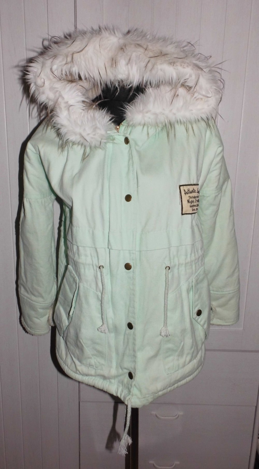 Mintgrüne Winterjacke