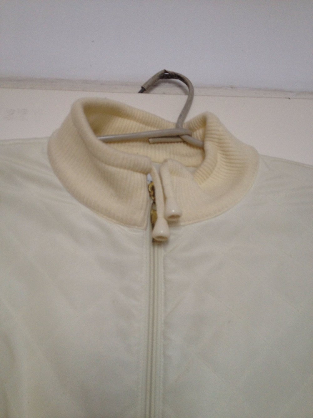 Exklusive Creme Leichte Jacke Jäckchen 