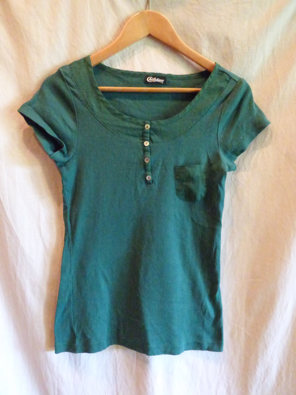 Smaragdgrünes T-Shirt
