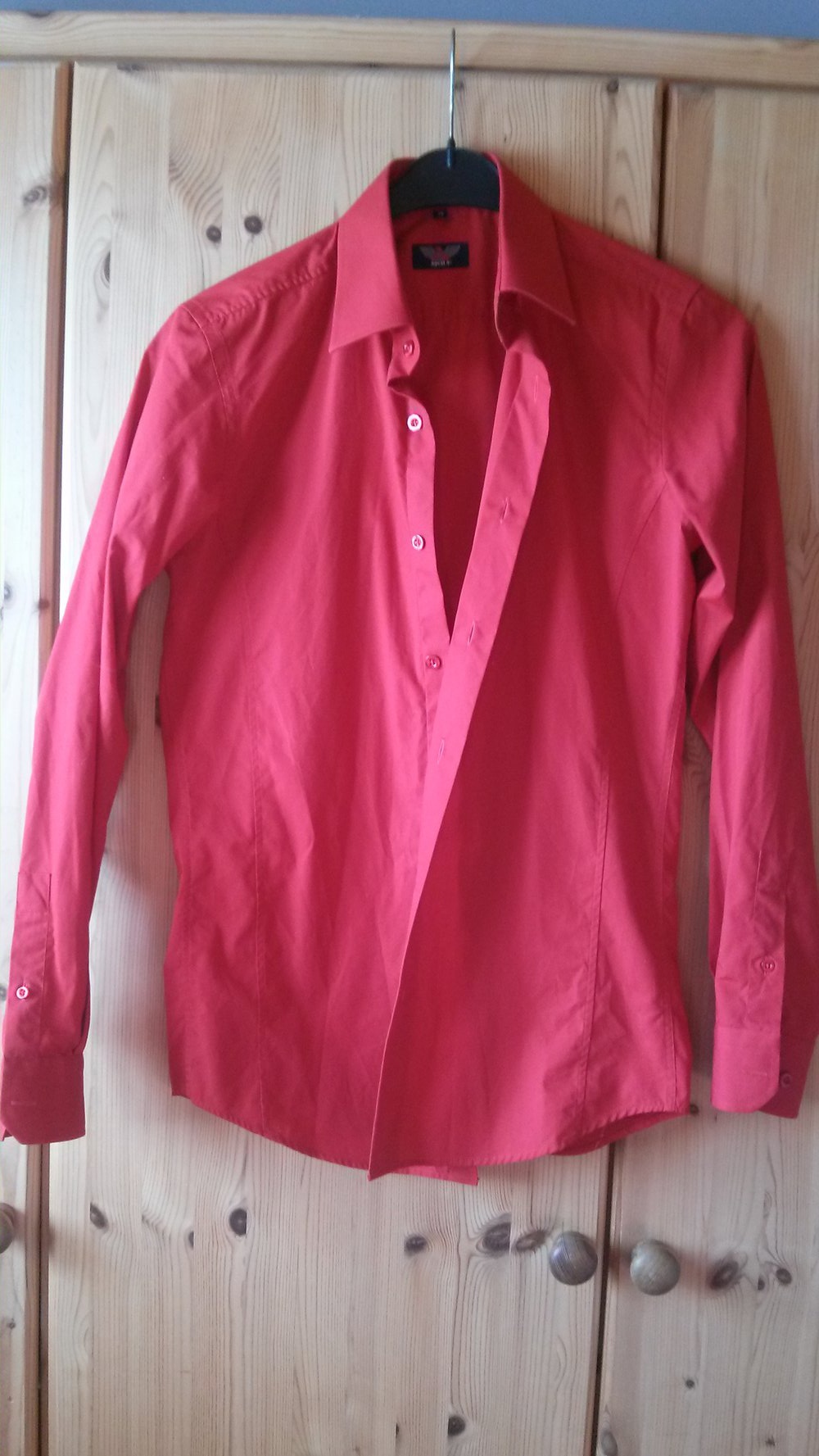 rotes Hemd
