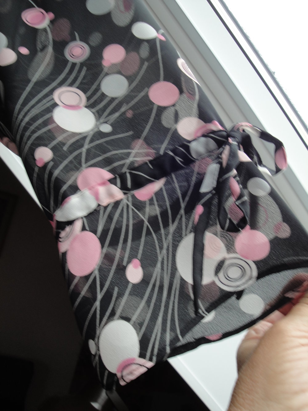 Bluse mit 3/4 Volantärmeln