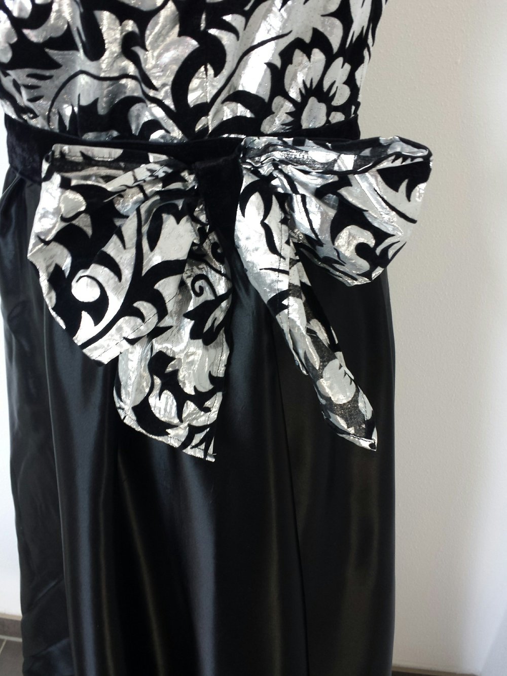 Abendkleid  elegant  schwarz/ Silber 