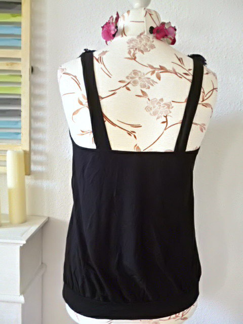 Rosenblüten Shirt 40/42 schwarz