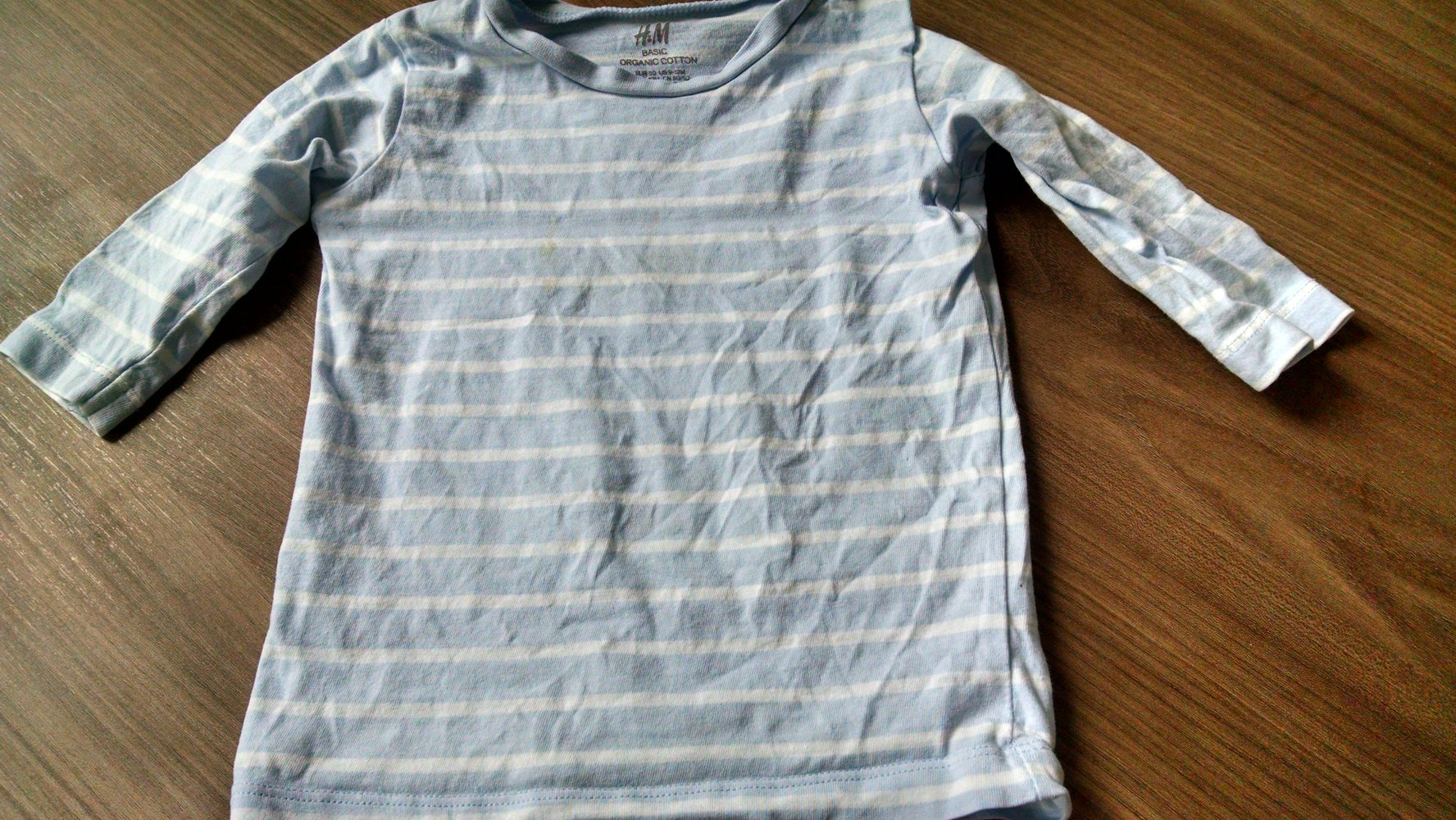 2 dünne Langarmshirts Gr. 80