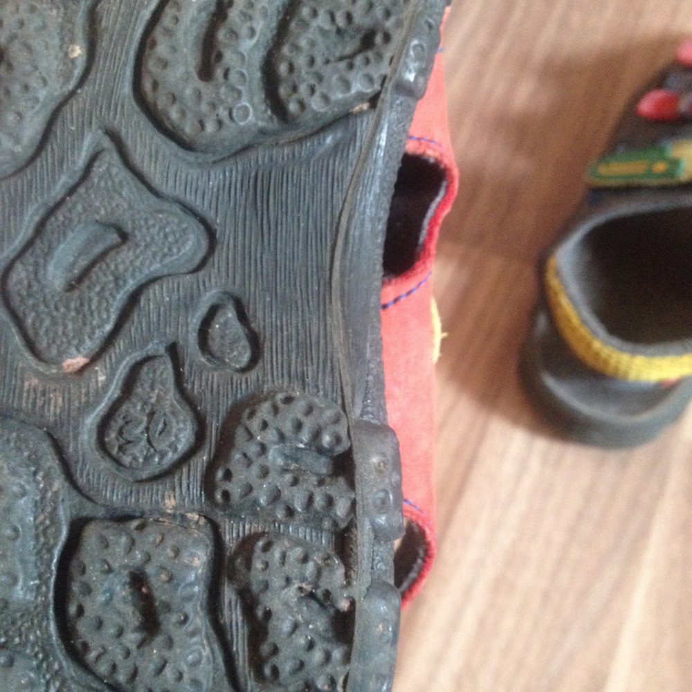 Bunte Sandalen