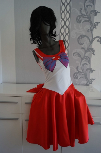 Sailor Moon Sailor Mars Kleid zum Cosplay oder Alltag Alternativ Style M (evtl. auch für S) und XL (auch für L)