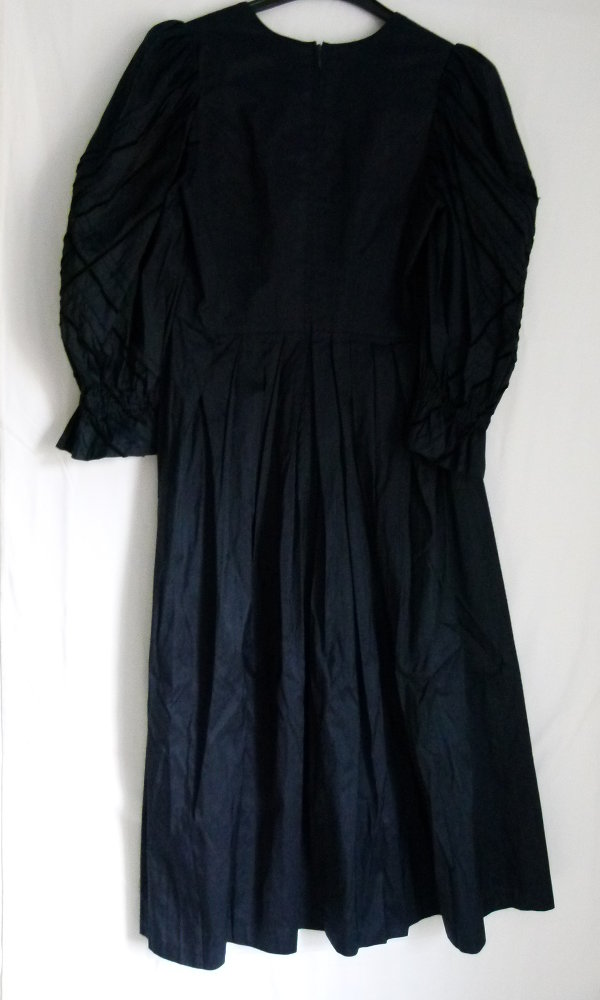 Seiden Folklore Kleid, historischer Schnitt, nachtblau schwarz, Gothic Trachten Larp Cottagecore Retro Vintage