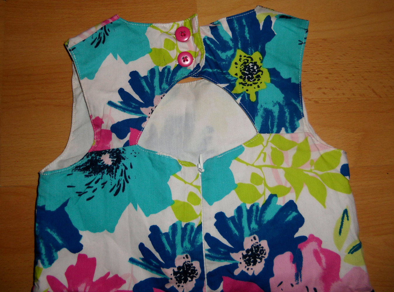 Matalan/engl.- super Kleidchen Gr.4-5y ca 104-110cm