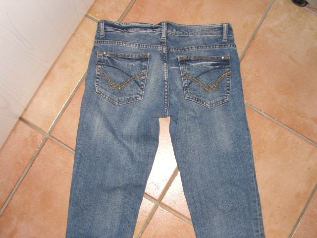 Amisu Jeans Gr. 27 ca. 34-36  dreiviertel