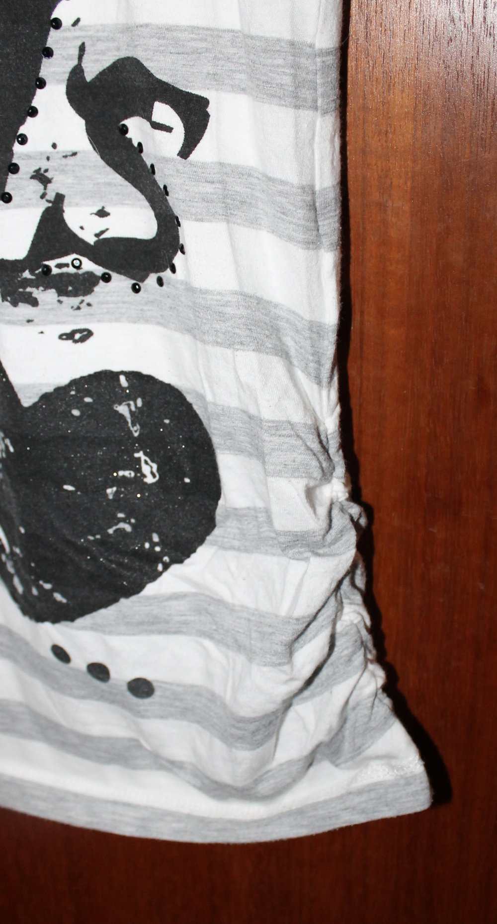 schönes Oberteil / Top / T-shirt gestreift mit Aufdruck