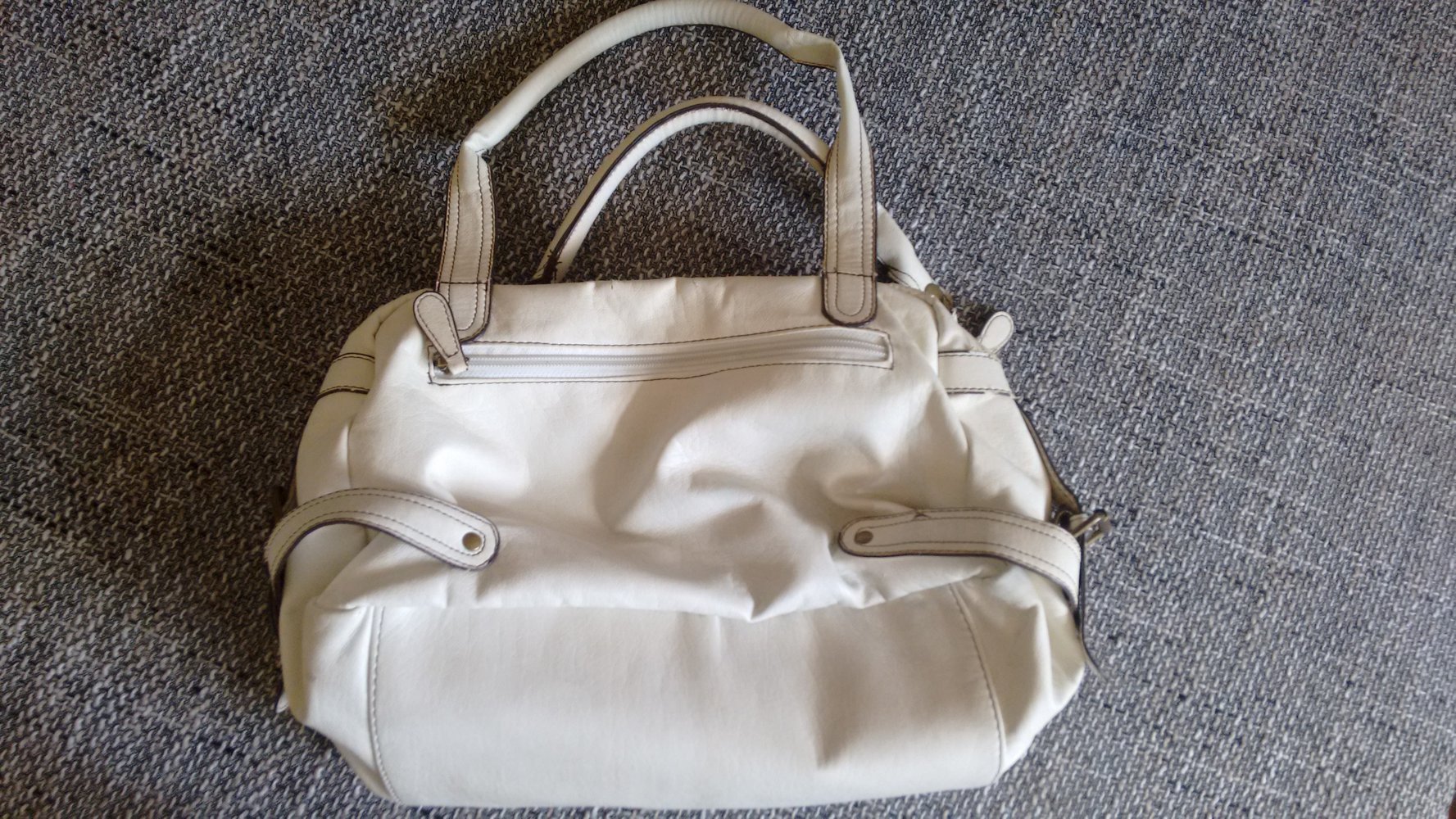 herbstliche weiße / cremefarbene Handtasche mit Reißverschlüssen und Innentaschen