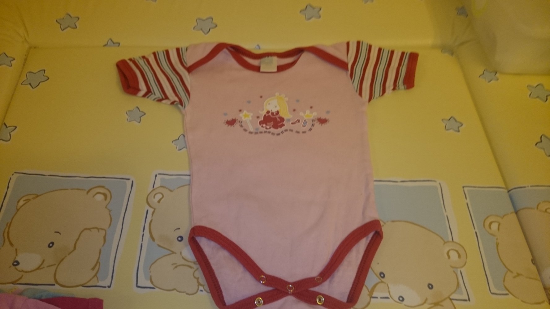 Kurzarmbody Gr 62/68