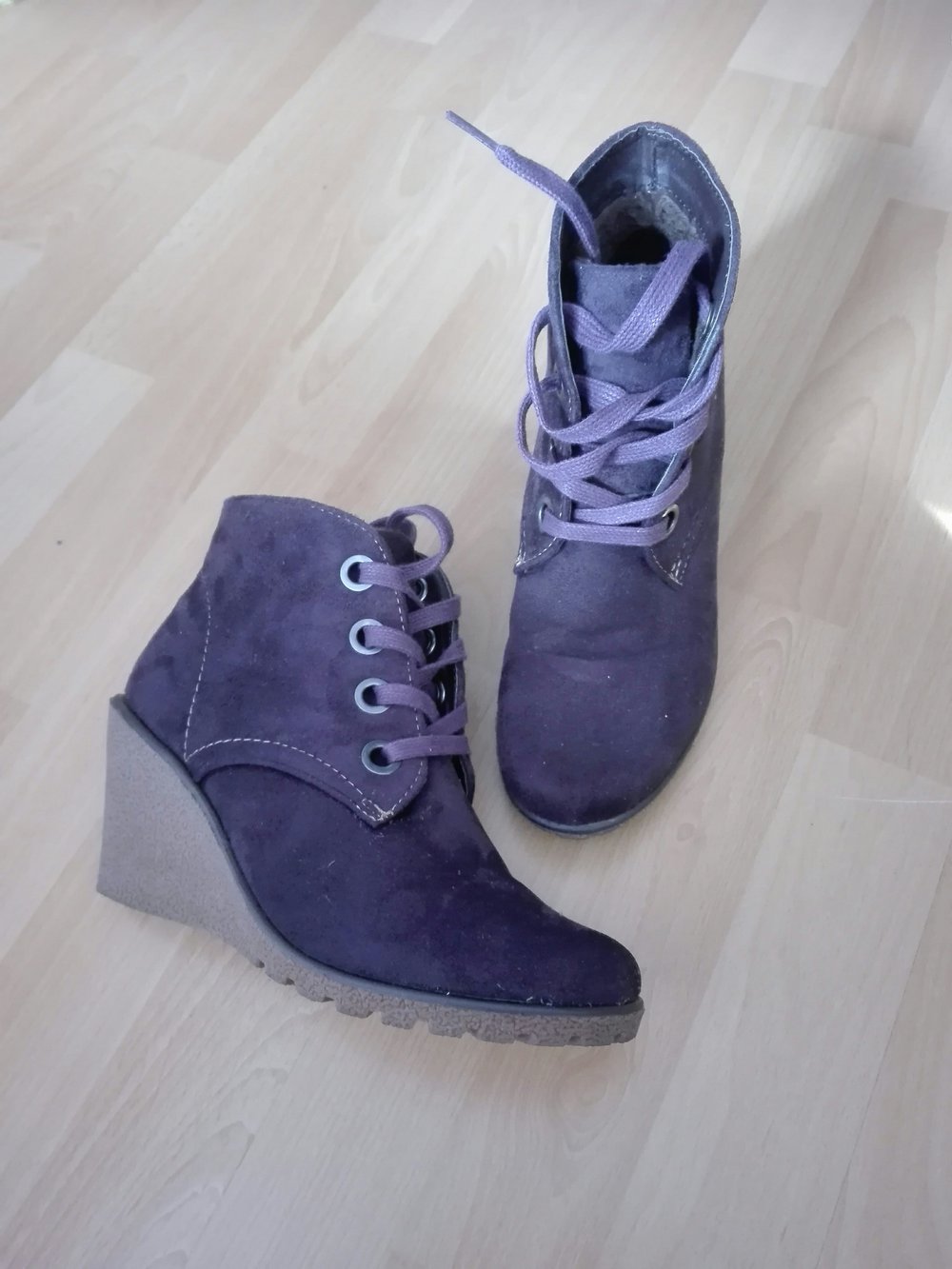 Lila Wedge Boots