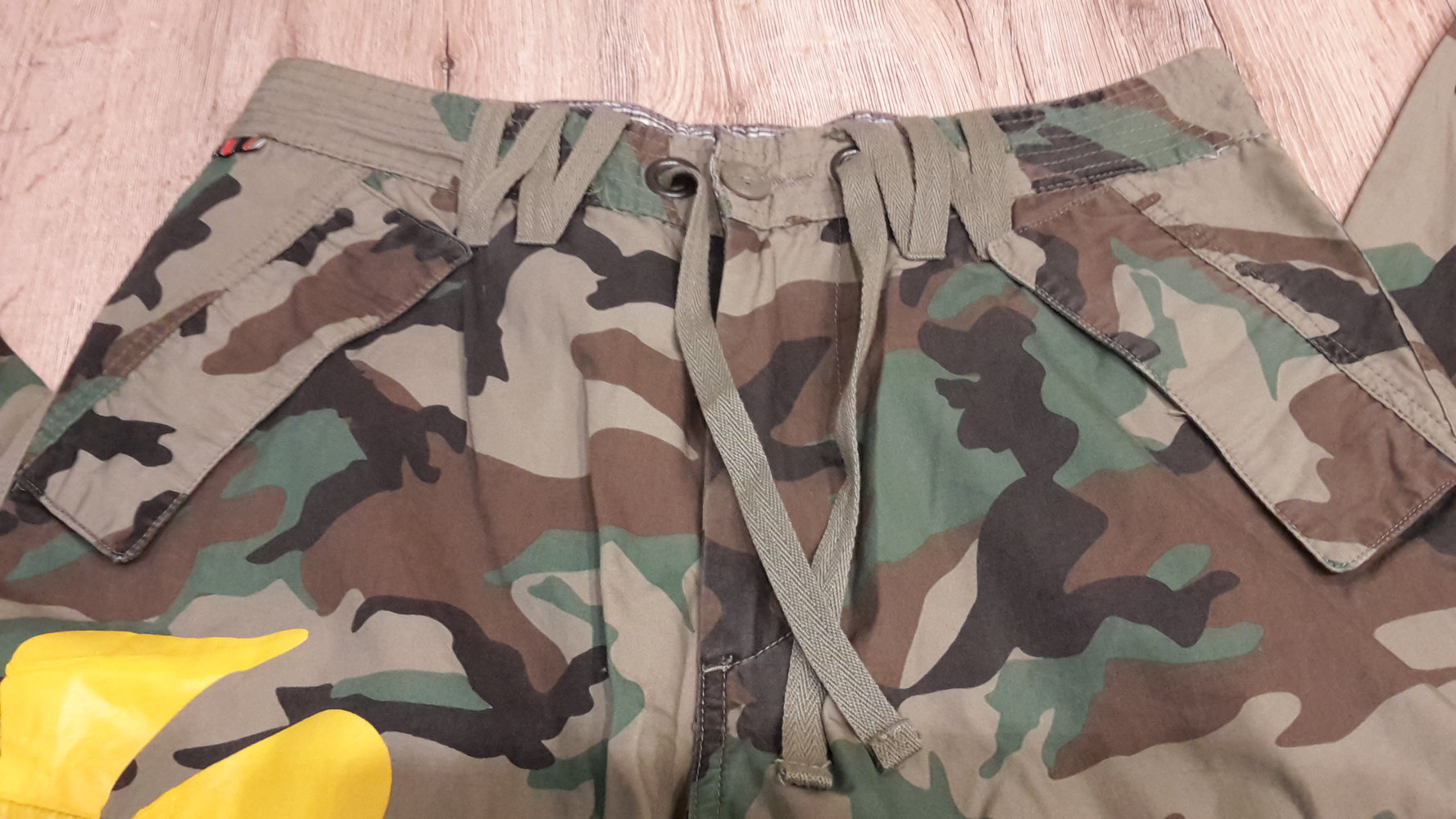 FRAUEN ! Gr.42, Bundeswehr, tarnlook army NEU cargo m. Blume