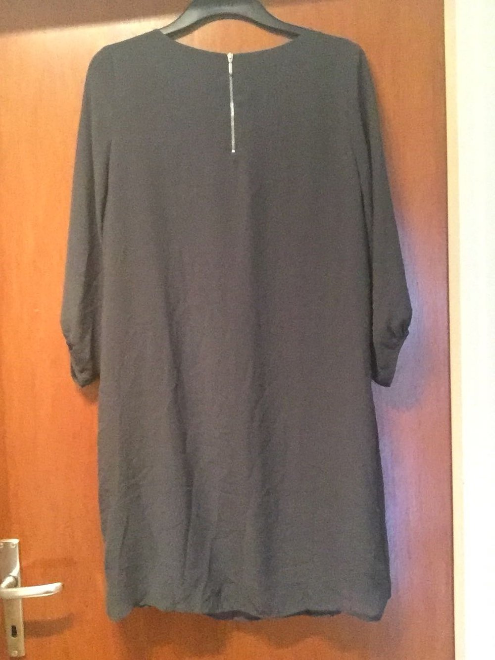 Chiffonpolyester Kleid NEU