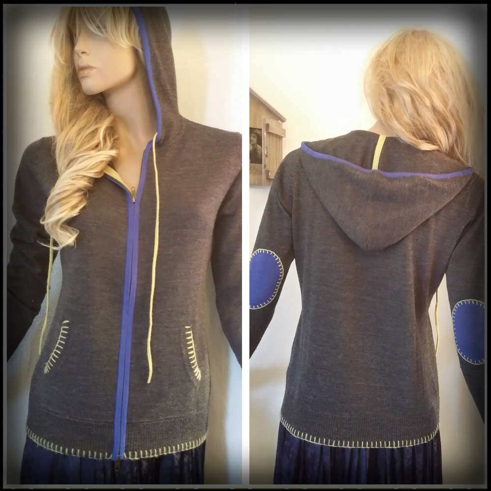 Weicher grauer melierter Hoodie mit Zipper 