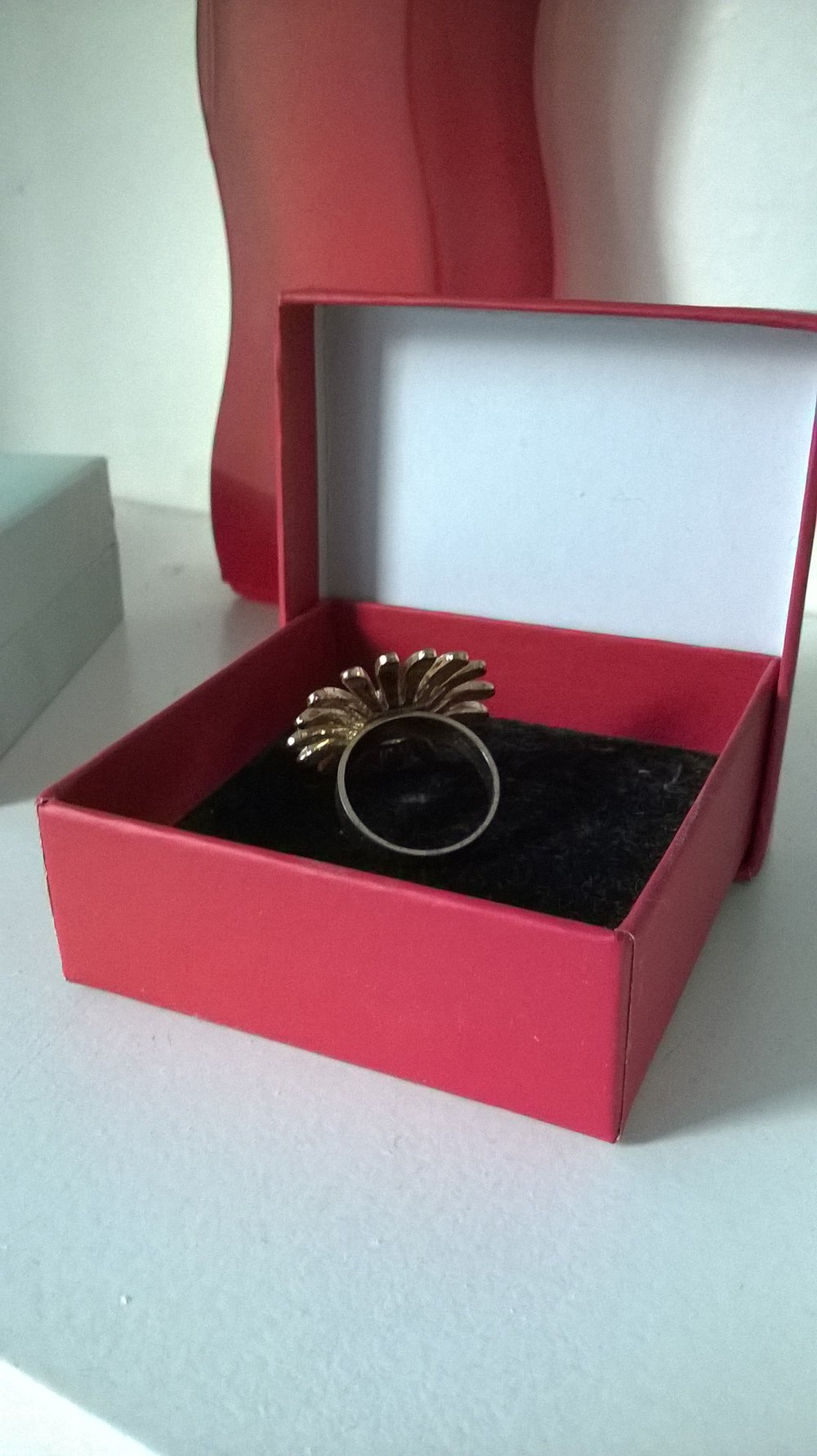 Süßer Blumen-Ring
