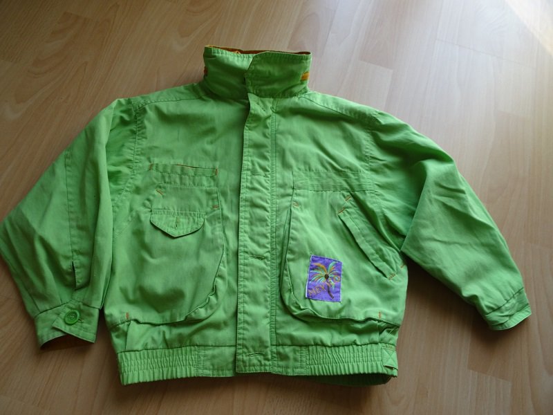 Übergangsjacke Gr. 110 Herbst / Frühjahr grün Jacke mit Kapuze