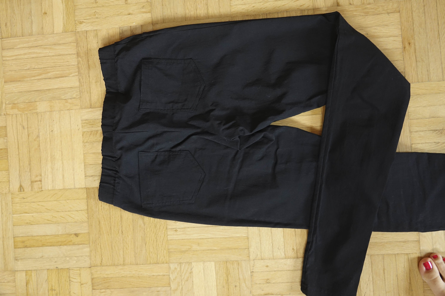 Schwarze Stretchhose