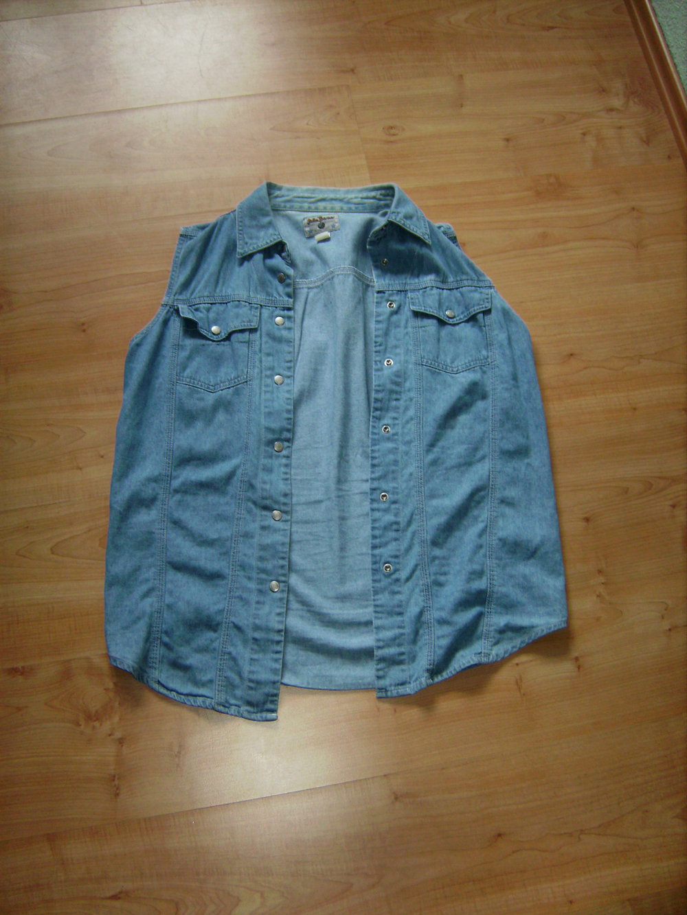Weste Jeans, Jeansjacke, Oberteil Ärmellos, Gr. M hellblau, Denim Look vielseitig