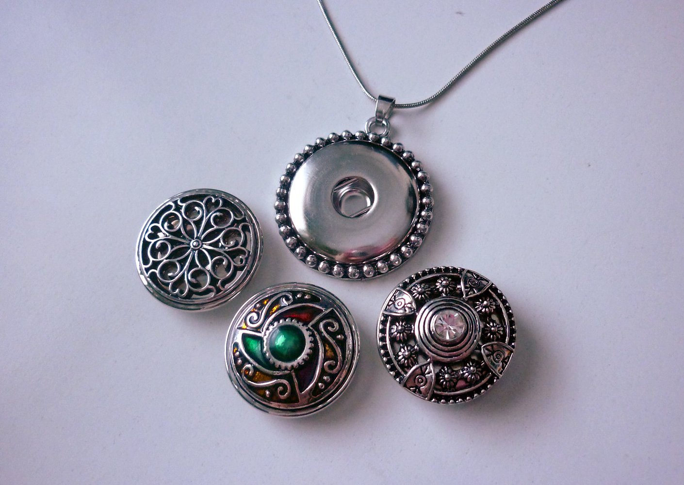 Chunk Kette XL silberfarben + 3 große Chunks bunt Ornament Druckknopf Ethno Amulett