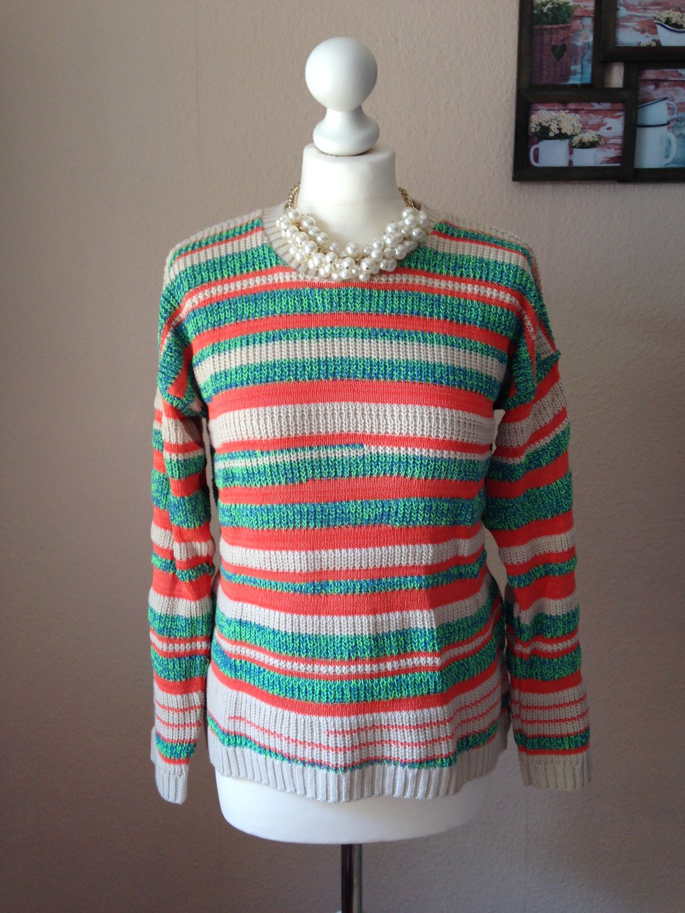 NEU - gestreifter Pullover
