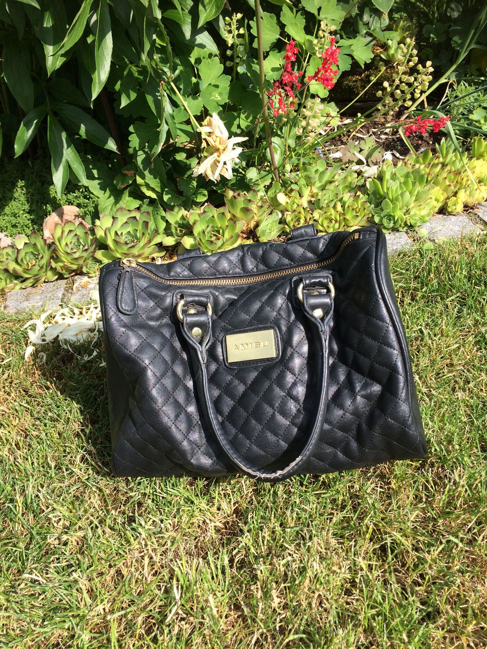 Schwarze Handtasche