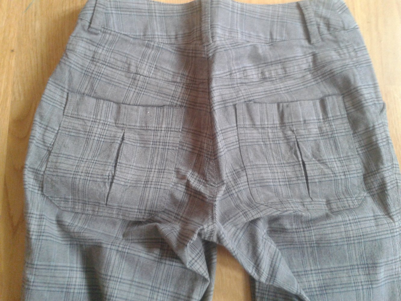 Stoffhose kariert grau