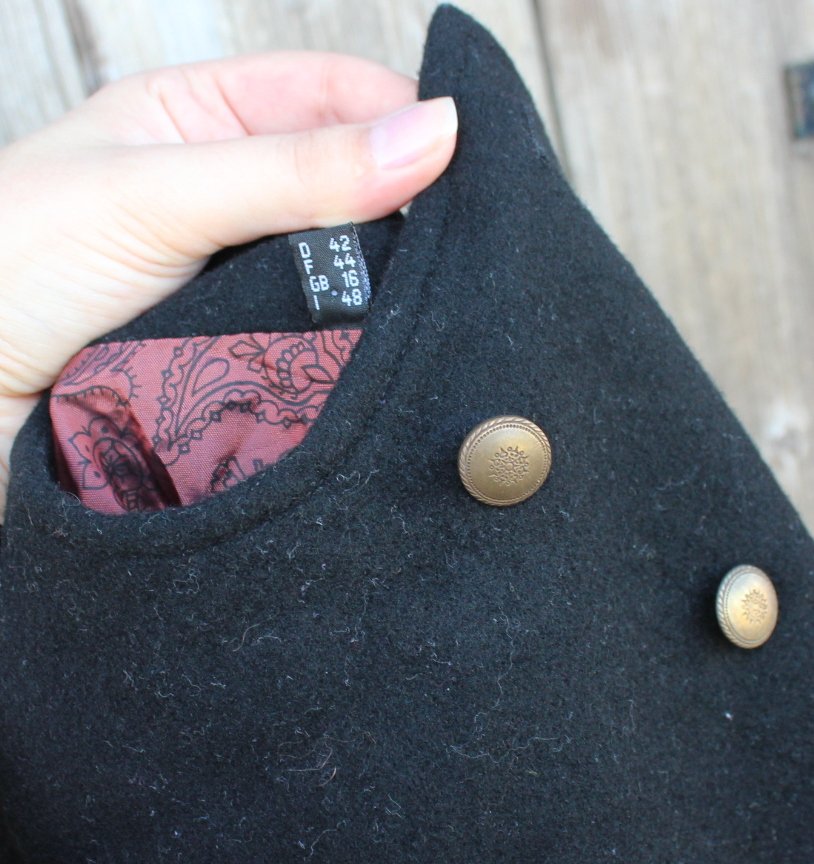 schwarze Vintage Jacke aus Schurwolle, Größe D 42, Trachtenjacke, Schurwolljacke