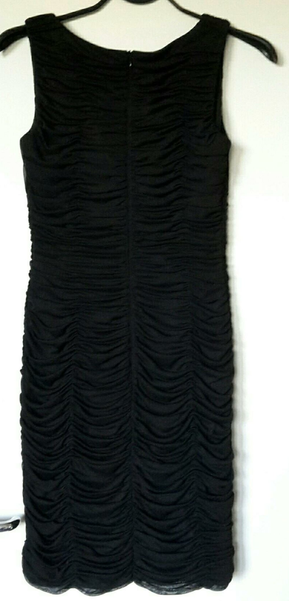 schwarzes Cocktailkleid