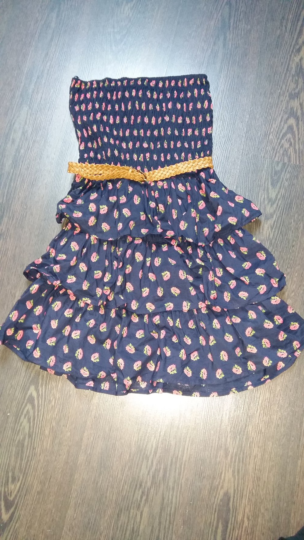 Süßes Blümchen - Bandeaukleid von Primark