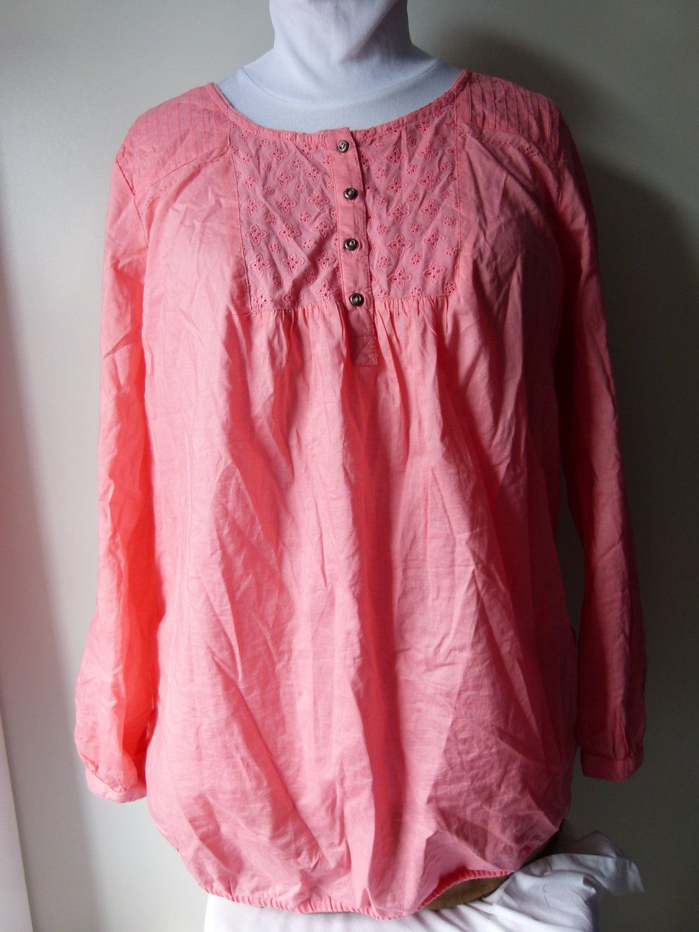 Tunika Bluse mit Loch-Stickerei, koralle lachsrosa, Mori Romantik Boho Hippie Lagenlook Landleben