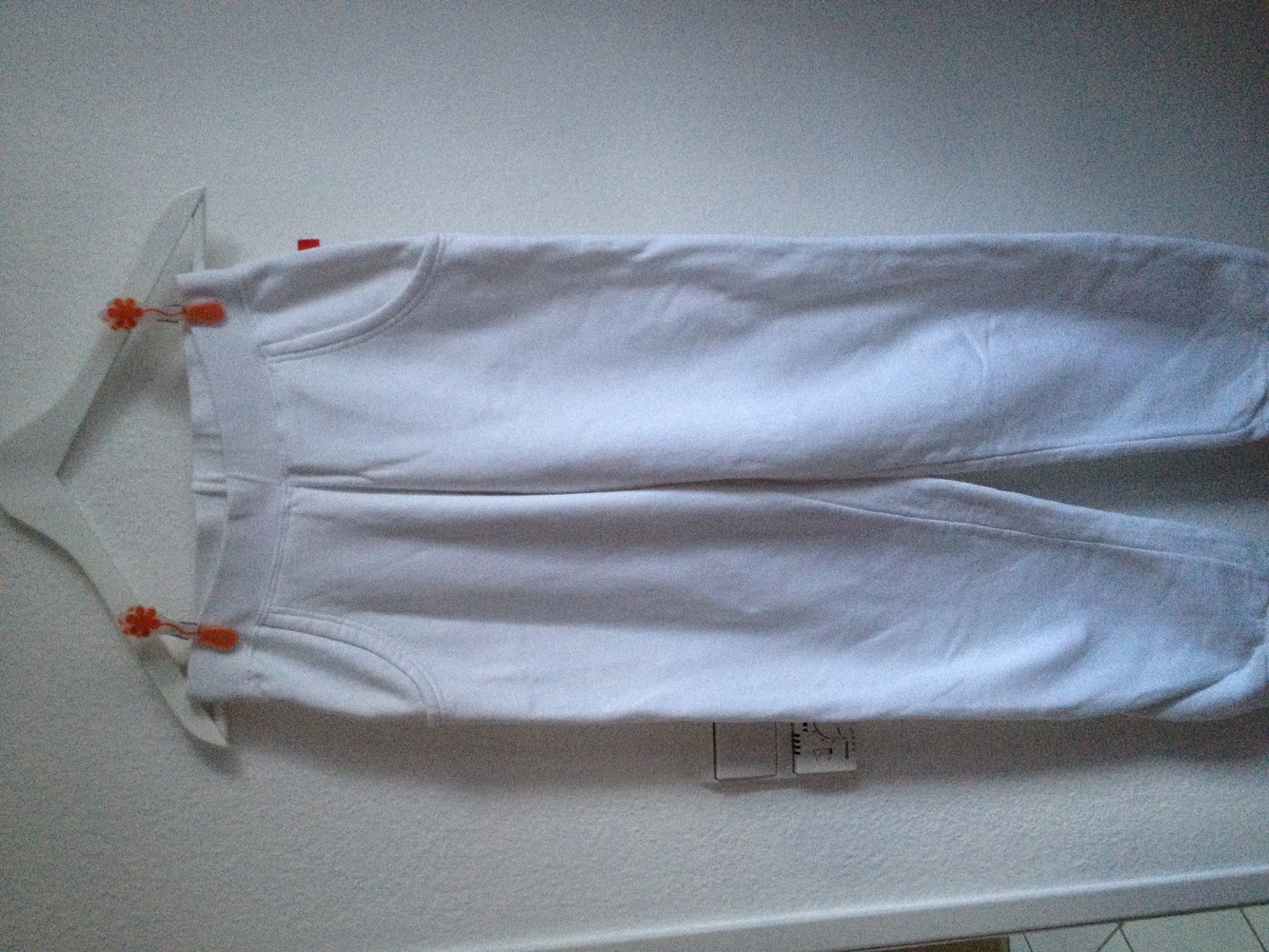 Weiße Jogginghose