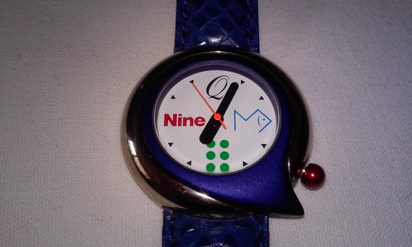 Damenuhr (volle Batterie!) cooles Designe, silberfarben, Lederarmband