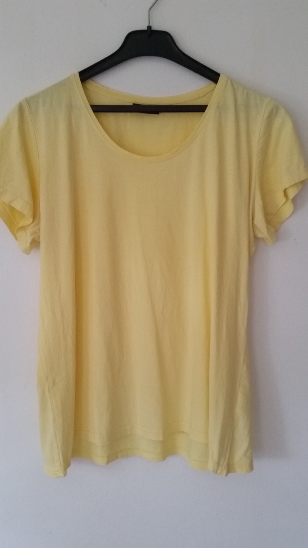 46, T-Shirt, pastell-gelb