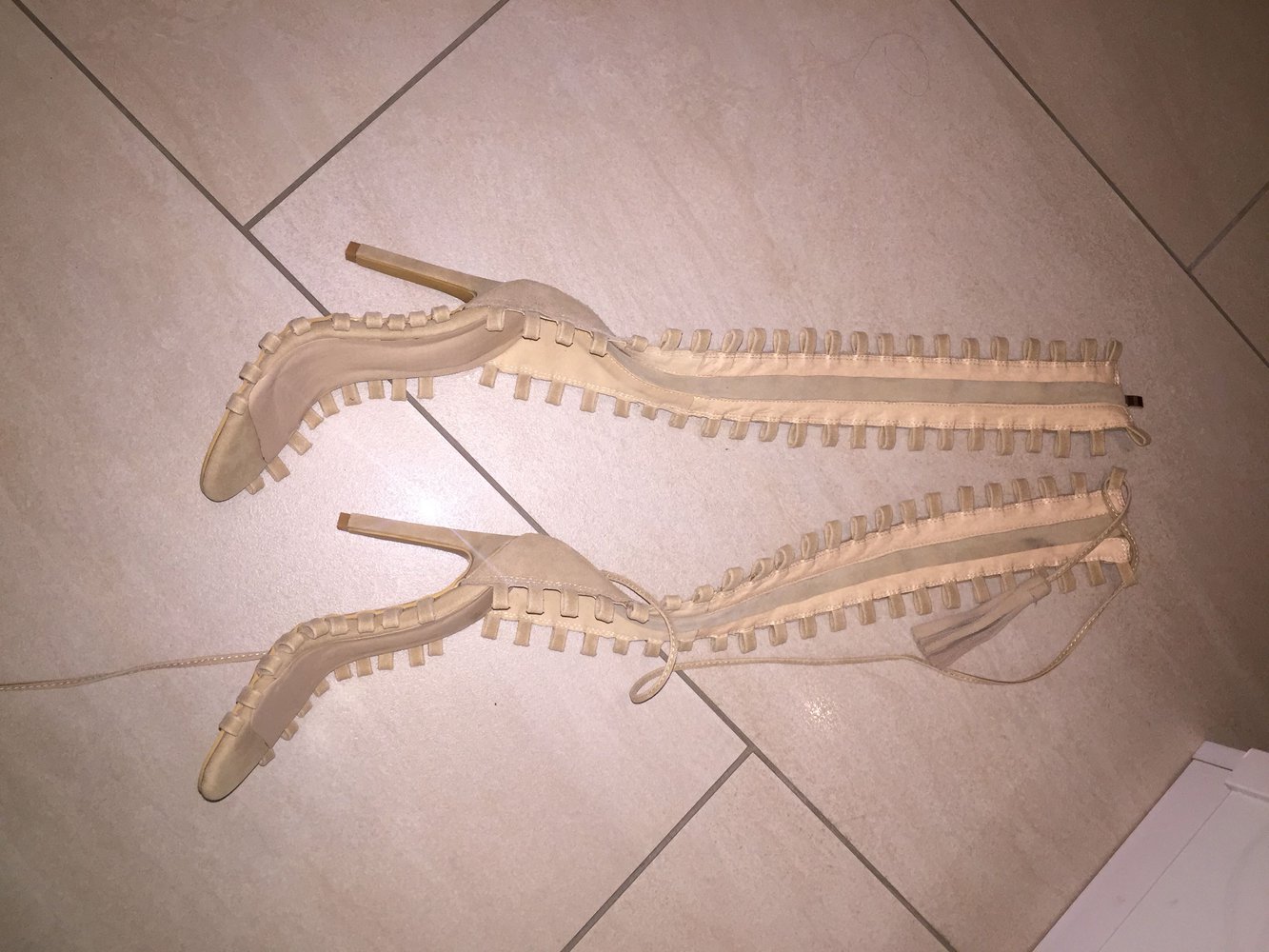 Schnürr high heels 
