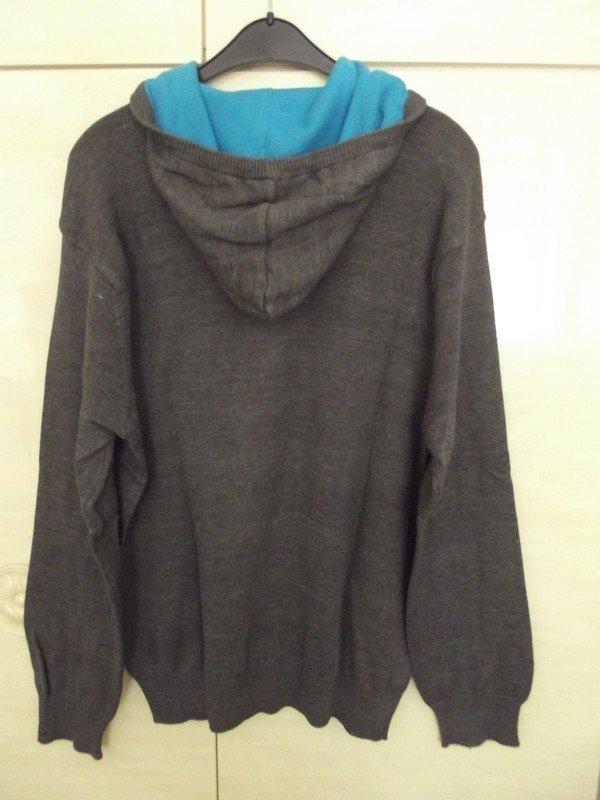 Sehr schöner Kapuzenpulli von John Devin Gr. L 