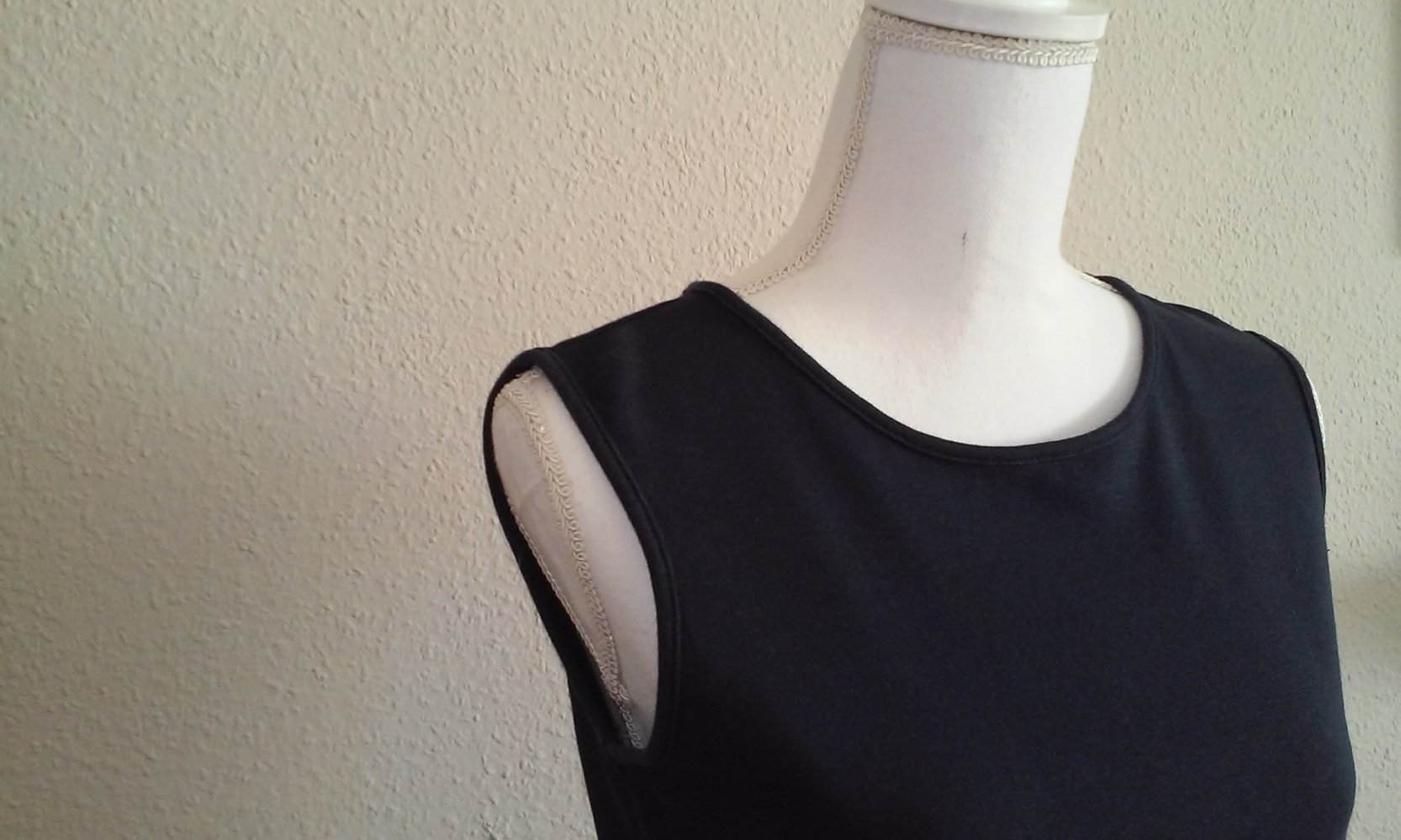 Neu! Kurzshirt Tank Top Shirt Ärmellos Bauchfrei Trägertop dunkelblau super stretchig
