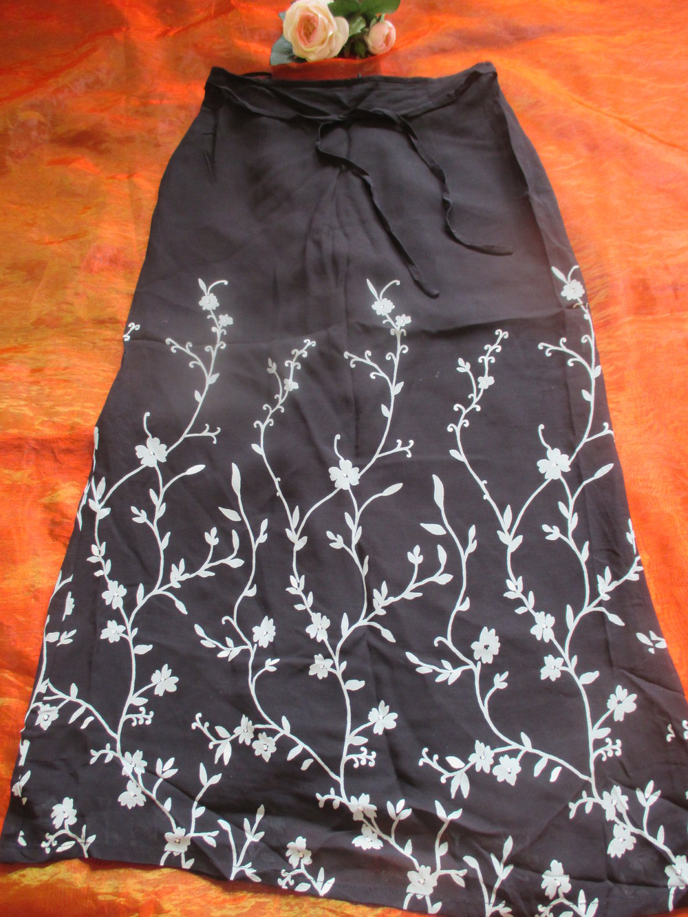  NEU * Blüten- Rancken * Flower- Power * Maxi * Seiden- Gorgette * Rock 