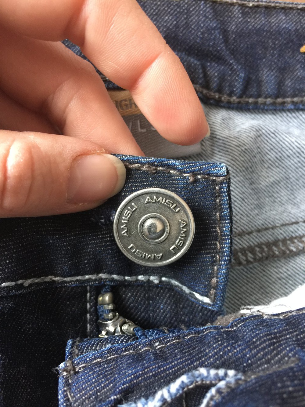 Dunkle Jeans 