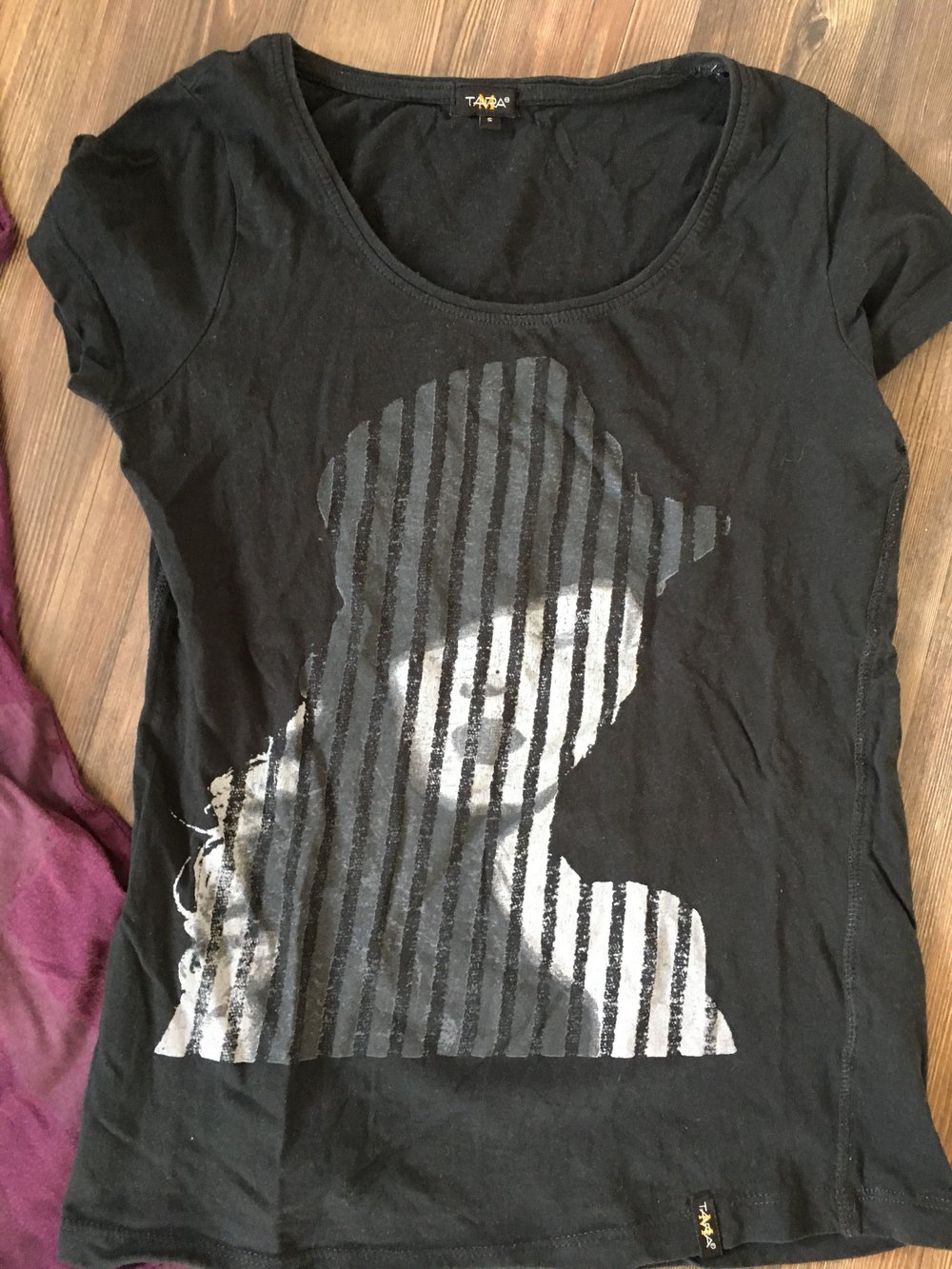 T-Shirt von Tara M