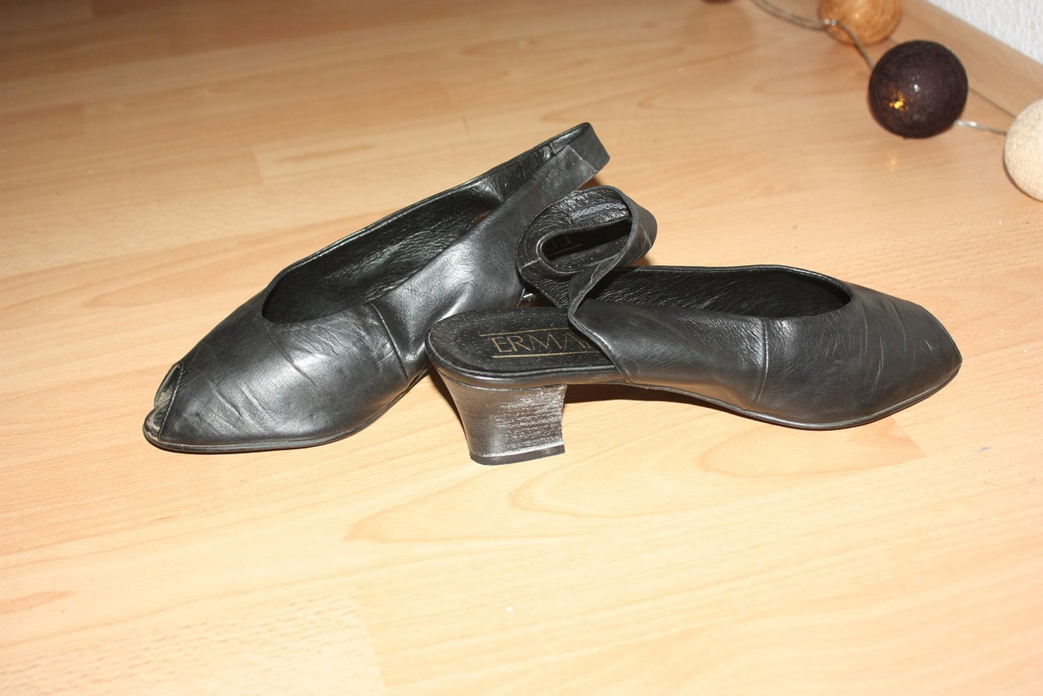 Slingback Peeptoes, Leder, Ermano, Gr. 40