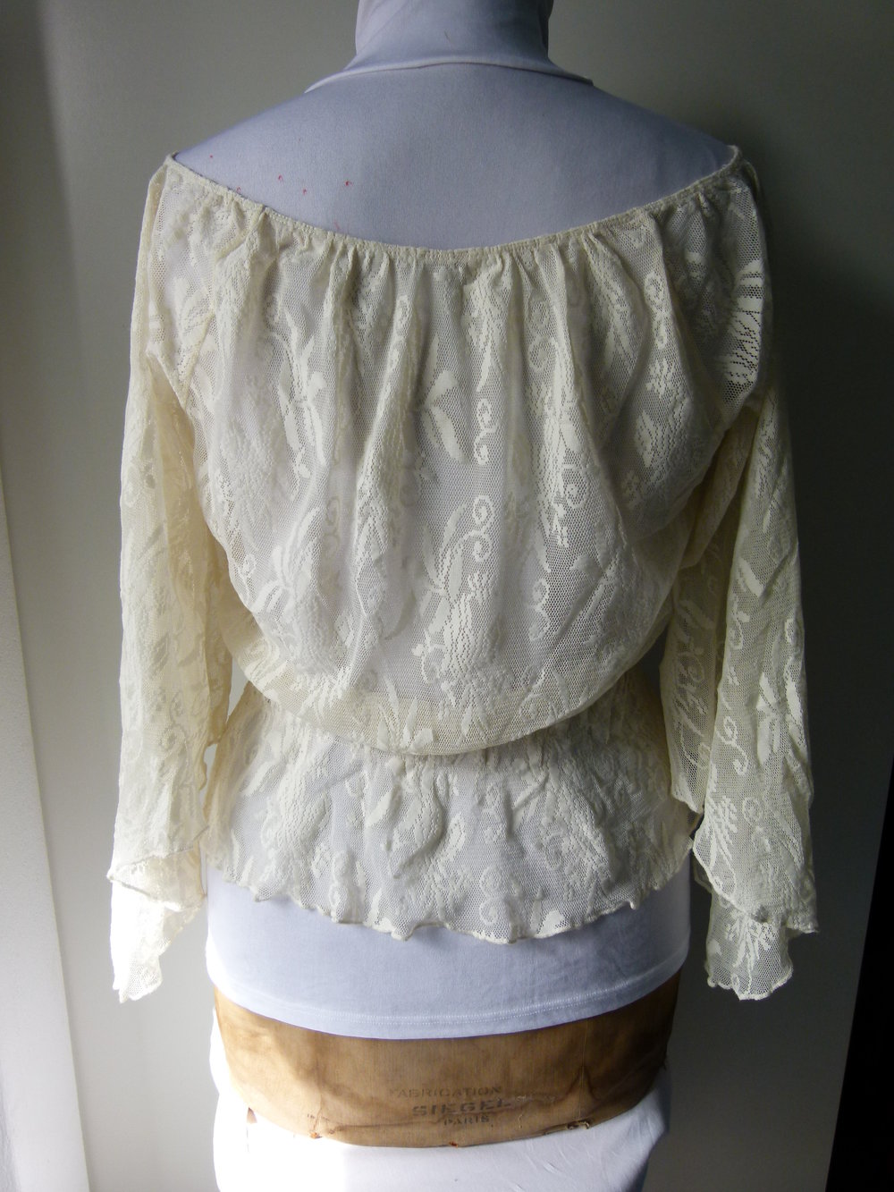 Carmen Spitzen Shirt, creme weiß nude, mit Schmetterlingsärmeln, Gothic Vintage Romantik Mori Goa Festival Lagenlook Elfen