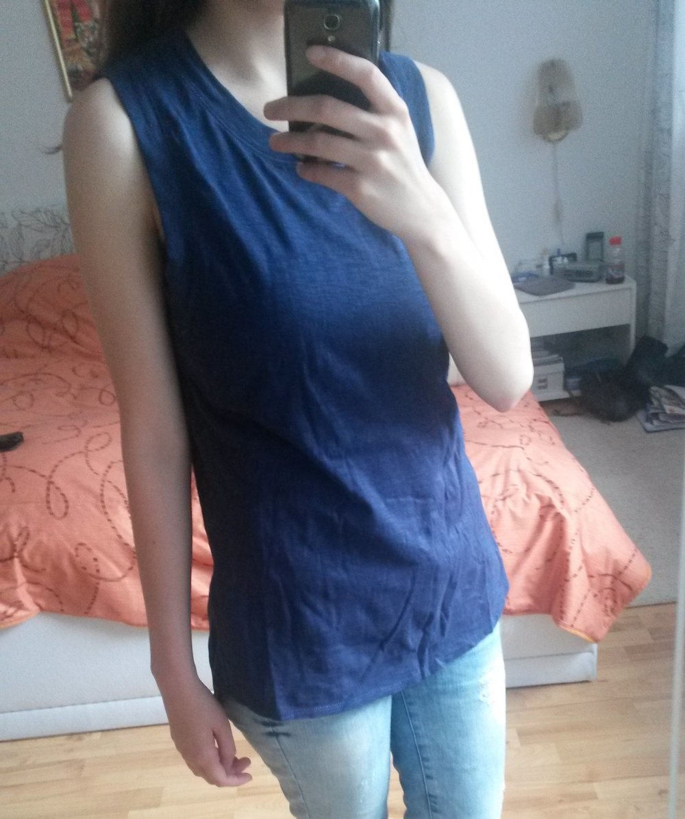 Blaues Top Gr. S