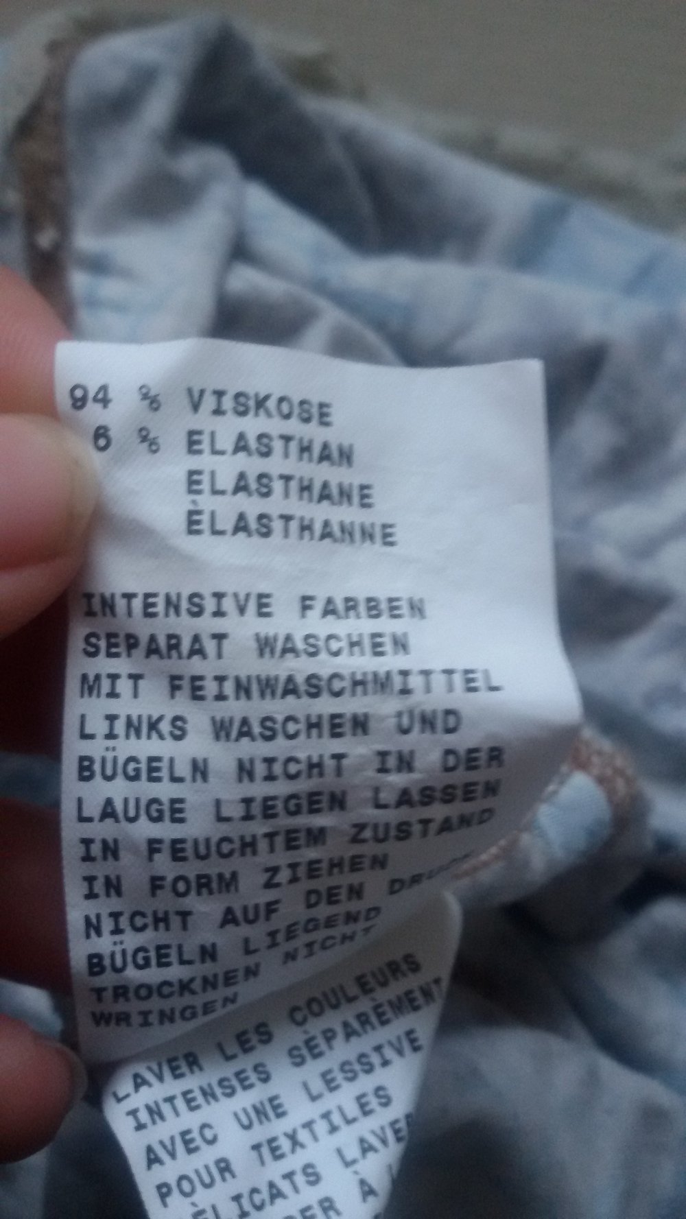 Toller Rock mit Spitze Rüschen geblümt blau braun Leopardenmuster Leo geblümt Gr.152 Check in