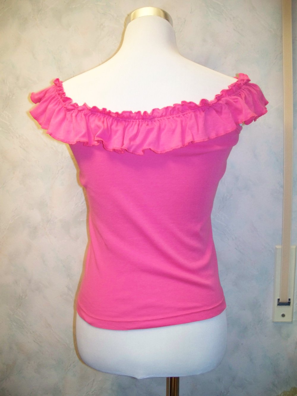 Top Shirt rosa schulterfrei off-shoulder mit Rüschen im Boho-Style Gr. 34/ 36